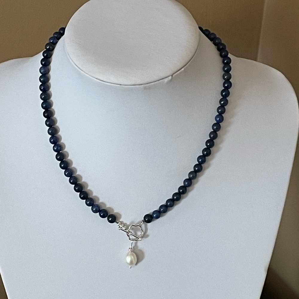 Elegant Blue Beaded Necklace with Pearl Pendant